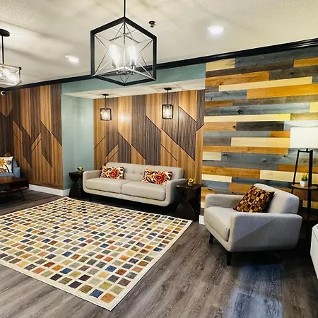 Blaine Town Inn & Suites-2