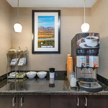 Comfort Suites Blythe-2