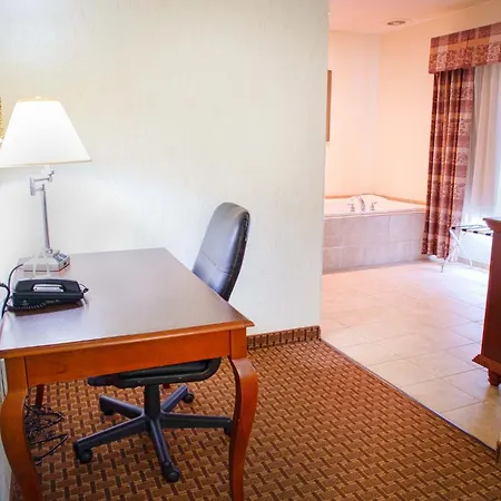 Holiday Inn Express Hotel & Suites Center By Ihg-2