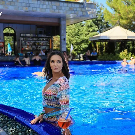 Cascadas Family Resort-3