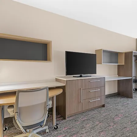 Home2 Suites By Hilton Queensbury Lake George-3