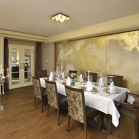 Hotel Hohe Linde-3