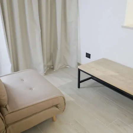 Miro B&B-2