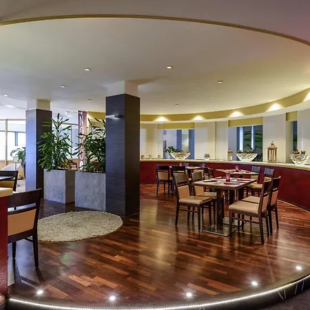 Novotel Frankfurt City-2