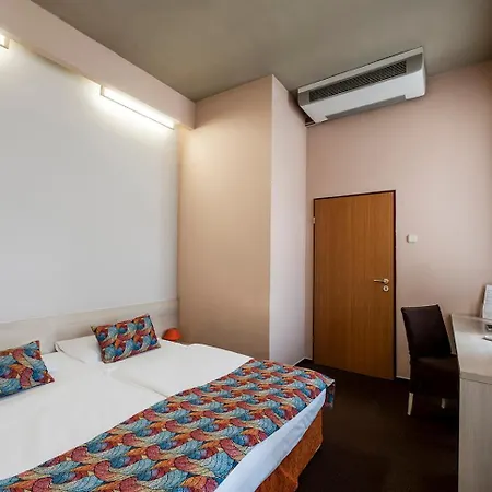 Star Hotel By Mellow Mood Hotels-2