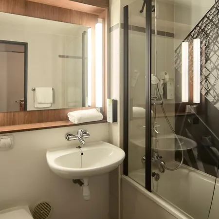 Campanile Prime - Paris - Porte De Bagnolet-3