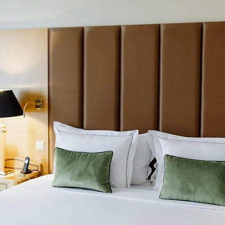 Hotel Cascais Miragem Health & Spa-3