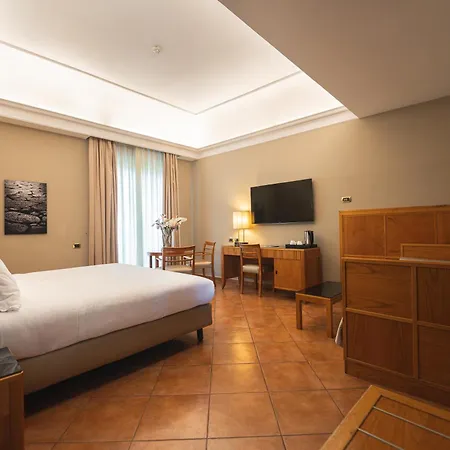 Hotel Forum-3
