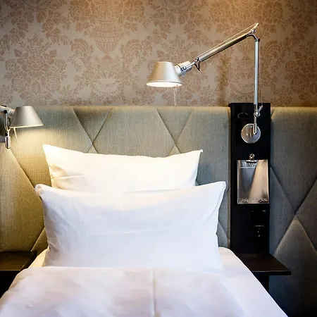 Motel One Muenchen-Sendlinger Tor-3