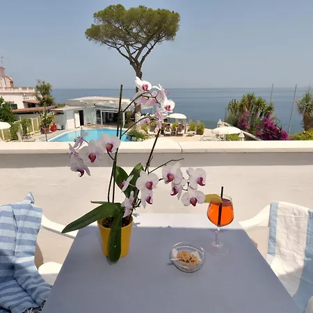 Hotel L'Approdo-3