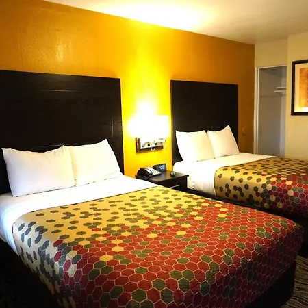 Rodeway Inn Flagstaff-Downtown-3