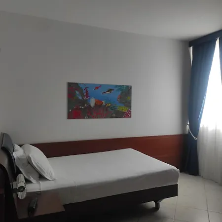 Best Western Hotel Nettuno-3