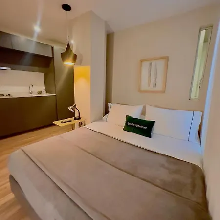 Hotel Living 55-3