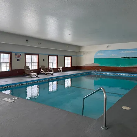 Iron Mountain Inn & Suites Mi Us 2-2