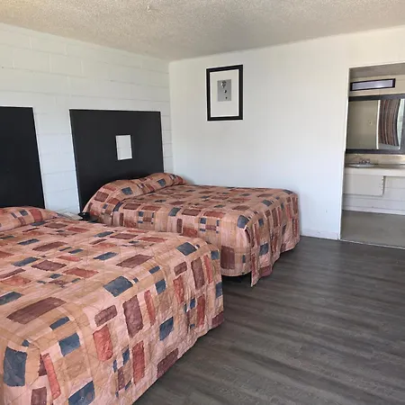 Economy Inn-3