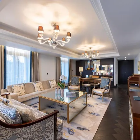 Royal Savoy Hotel & Spa-2
