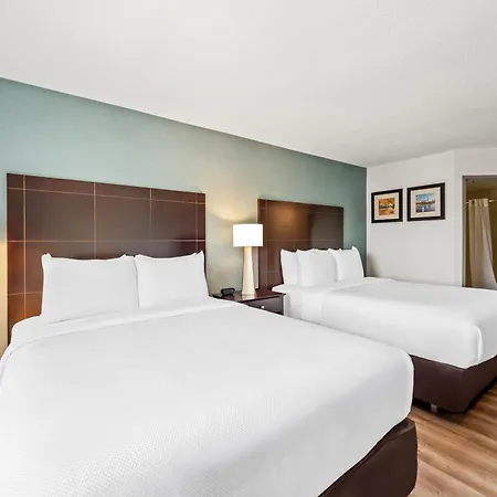 Comfort Inn Foxboro - Mansfield-3