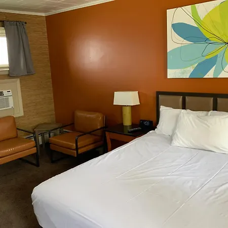 The Triangle Motel-2