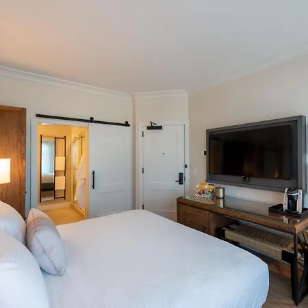 Hotel E-2