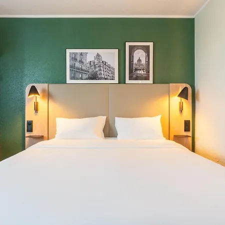 Campanile Paris Ouest - Gennevilliers Barbanniers-3