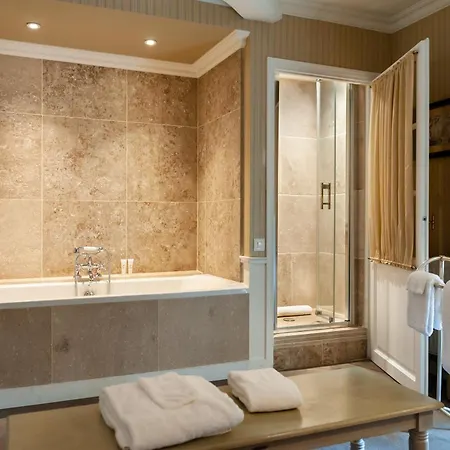 Chateau De Courban And Spa Nuxe-3