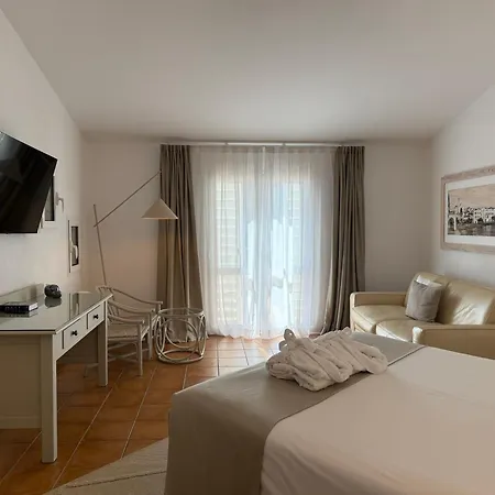 Hotel Calina-2