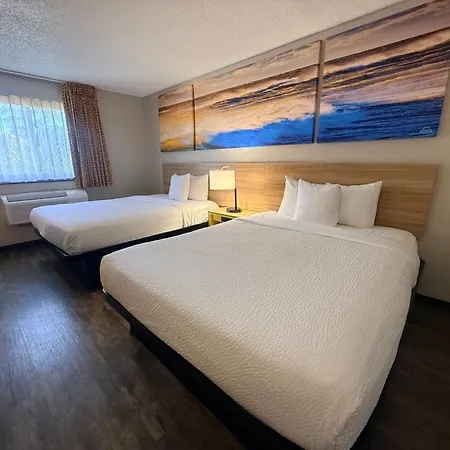 Days Inn By Wyndham Orange Park/Jacksonville-3