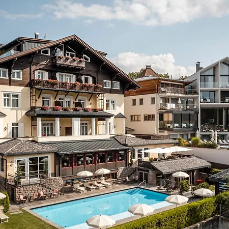 Hotel Villa Kastelruth-3