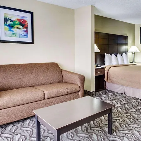 Quality Suites Baton Rouge East - Denham Springs-3