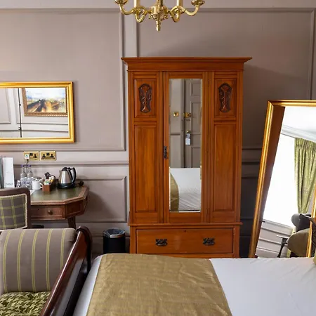 Cedars Inn By Greene King Inns-2