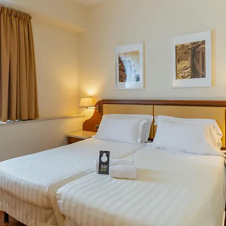 B&B Hotel Firenze Pitti Palace Al Ponte Vecchio-3