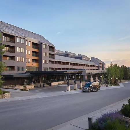 Hotel Alpenrock Breckenridge, Curio Collection By Hilton-2