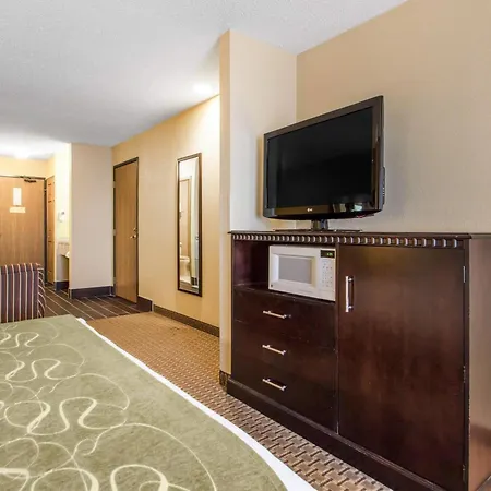 Comfort Suites Wisconsin Dells Area-3