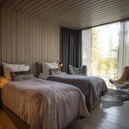 Arctic Treehouse Hotel-3