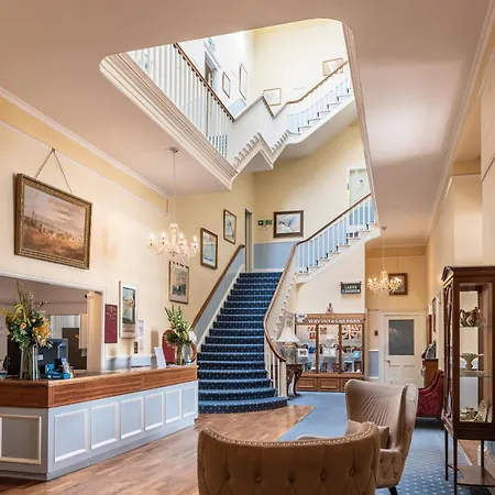 The Queens Hotel-3