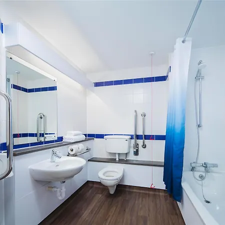Travelodge Sheffield Richmond-2