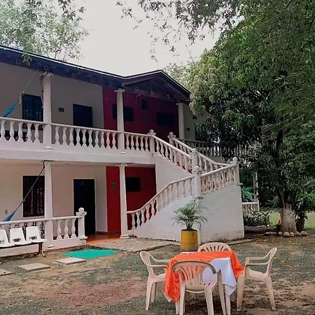 HOSTERIA y Camping PIEDRAS VERDES-2