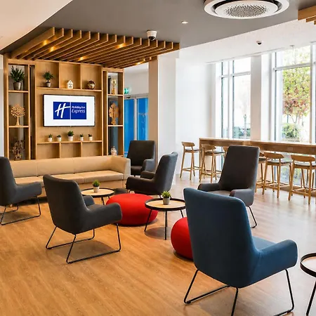 Holiday Inn Express Munich Airport - Erding By Ihg-2
