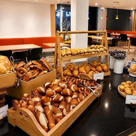 Holiday Inn Express Munich Airport - Erding By Ihg-3