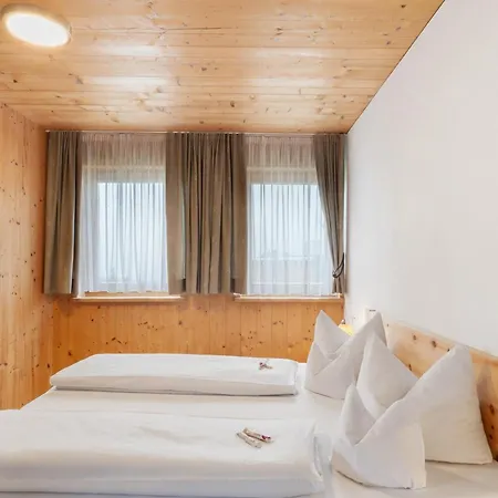 Haus Vögel-3