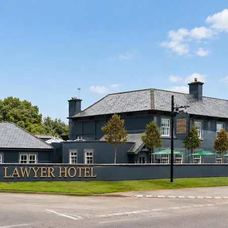 Honest Lawyer Hotel-2