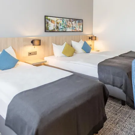 Sunday Hotel Flensburg-3