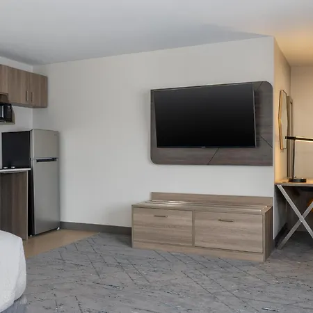 Holiday Inn Express Boston-Milford By Ihg-3