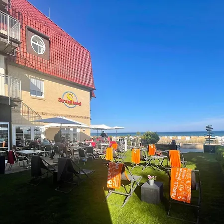 Strandhotel Grömitz-2