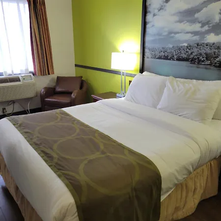 Super 8 By Wyndham Brockville-3