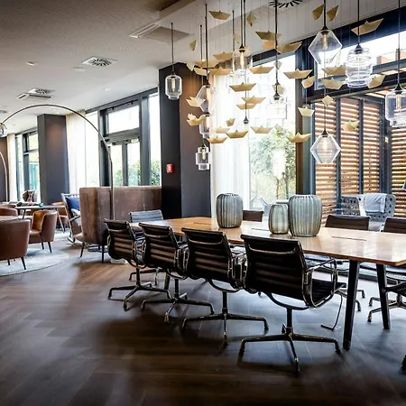 Motel One Hamburg-Alster-2