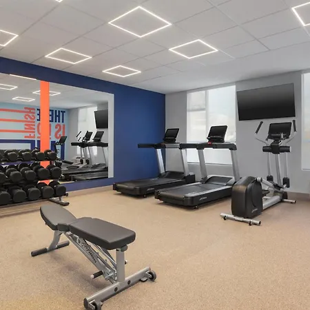 Hampton Inn & Suites By Hilton Langley-Surrey-2