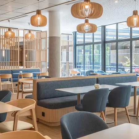 Holiday Inn Express Marseille Saint Charles, an IHG Hotel-2