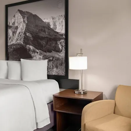 Super 8 By Wyndham Kalispell Glacier National Park-2