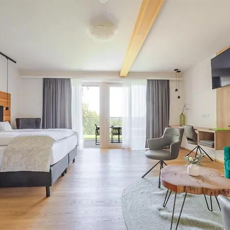 Hotel Ottenstein - Das Wohlfühlhotel-2